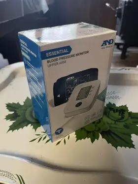 24403774 A And D Engineering New A&d Digital Arm Blood Pressure Monitor Adult Ua-611 Medium M