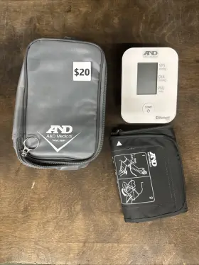 132821-2 A D A&d Medical Blood Pressure Monitor R B60