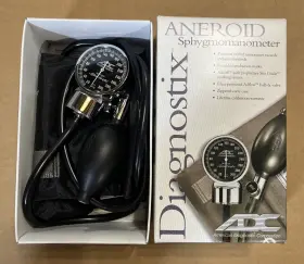 Adc-700-11abk Adc Diagnostix 700-11abk Pocket Aneroid Sphygmomanometer With Adcuff Nylon Blood Fs
