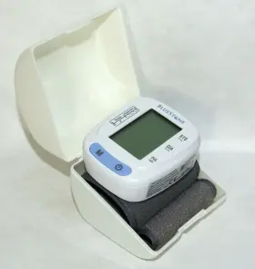 80-5103 Bluestone Automatic Wrist Digital Blood Pressure Monitor With Case #80-5103