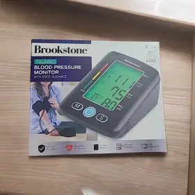 Bk8024-noc Brookstone New Digital Arm Blood Pressure Monitor Talking Voice Guidance Easy