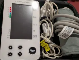 Pc-303 Cmi Health All-in-one Monitor