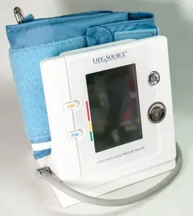 Life Source Ua-853 Digital Blood Pressure Monitor