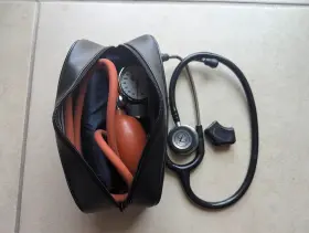 Wa92820 Littmann And Cypress Pro Series Pressure Cuff With Classic Iii Stethoscope Adult Large