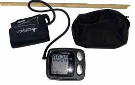 Gap-1133 Lumiscope Auto-inflation Blood Pressure Pulse Monitor Cuff M Store Case