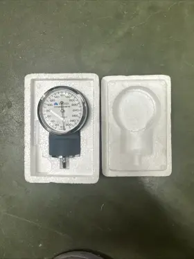 05-230-010 Mabis Healthcare Inc Aneroid Manometer