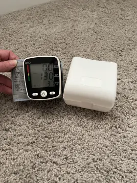 Ck-w355 Mbupai Blood Pressure Monitor - Wrist Digital Rechargeable
