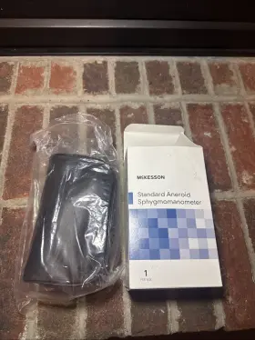 01-775-12xngm Mckesson 01-776xmce Aneroid Sphygmomanometer Large Adult - Brand New