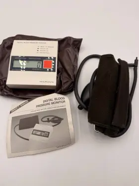 63-662 Micronta Vintage Digital Blood Pressure Monitor Model Working Japan
