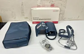 123019 Moore Medical 99333 New Moorebrand Blood Pressure Cuff Adult Navy Rk