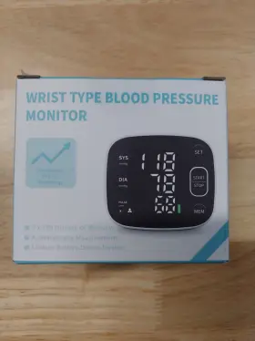 Oklar X004lpwrn9 Wrist Blood Pressure Monitor 2 Users With Carrying Case. New