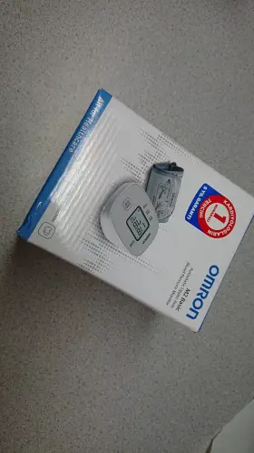 Omron 015672112230 M2 Basic - Automatic Portable Digital Blood Pressure Monitor