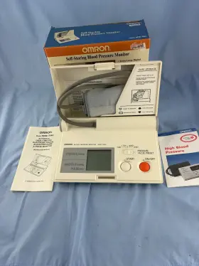 704c Omron 073796070434 Hem Self Storing Blood Pressure Monitor Machine