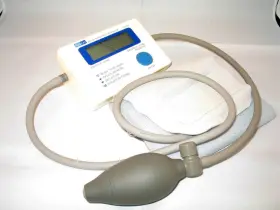 412crel Omron Manual Inflation Auto Deflation Blood Pressure Monitor