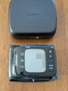 6231t Omron Blood Pressure Monitor For Wrist - Intellisense Hem 7 Series #2