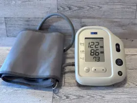 8720-wm Omron Arm Blood Pressure Monitor Digital Automatic Hem 741 Works