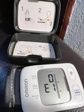 Bp65n Omron Healthcare 7 Series Wrist Blood Pressure Monitor - Working #2