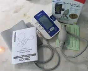 Hem-432c Omron Hem-432 Manual Blood Pressure Monitor Upper Arm #2