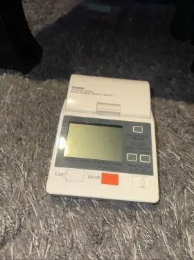 Hem-602 Omron Vintage Wrist Automatic Digital Blood Pressure Monitor