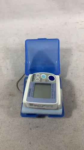 Hem-629n2 Omron Digital Wrist Blood Pressure Monitor - Compact Accurate Great #3