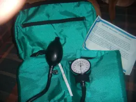 Prestige Medical 786511079420 Premium Aneroid Sphygmomanometer With Carry Case #882