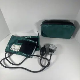 82-hun Prestige Medical Premium Adult Aneroid Sphygmomanometer