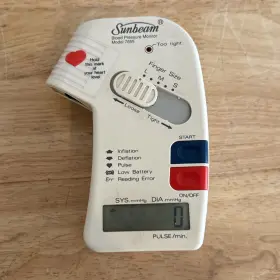 7655-10 Sunbeam Finger Blood Preassure Monitor Model