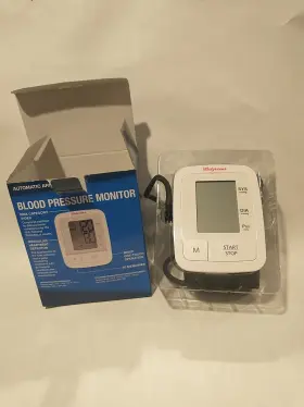 Walgreens 311917183398 Pharmacy Digital Automatic Arm Blood Pressure Monitor Slightly Used