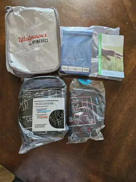 518729 Walgreens Walgreen By Homedics Blood Pressure Monitor Two Cuff Sizes / Estate Sale Find