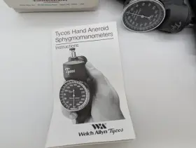 5098-05 Welch Allyn Hand Aneroid Sphygmomanometer With Standard Child Cuff #3