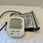 Walgreens Blood Pressure Monitor Auto Arm WGNBPA-220 Tested Works Great No Box. Fixed Price $12.00.