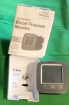New Automatic Digital Wrist Blood Pressure Monitor Model WGNBPW-920A.. Fixed Price $14.63.
