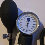 Medline Analog Blood Pressure Testing Monitor Certified With Cuff & Bulb Black. Fixed Price $20.00.