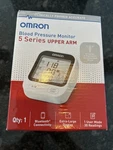 Omron Series Bluetooth Upper Arm Blood Pressure Monitor BP7255 -open Box-new. Fixed Price $35.99.