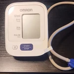 Omron BP710N Arm-type Digital Blood Pressure Monitor HEM-7121-Z Intellisense. Fixed Price $19.99.