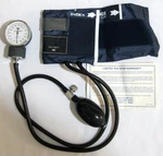 Mabis 01-130-015 Aneroid Sphygmomanometer Blood Pressure Child Arm Open Box. Fixed Price $15.00.