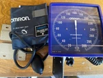 Omron Wall Aneroid Model 11-675D New In Distressed Box. Fixed Price $49.11.