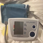 Lifesource UA-767 Plus Digital Blood Pressure Monitor Cuff & Hose Nobatteryback. Fixed Price $6.00.