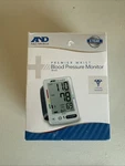 A&d Medical Premier Wrist Blood Pressure Monitor UB-543 Multi-user 60-MEMORY. Fixed Price $29.95.